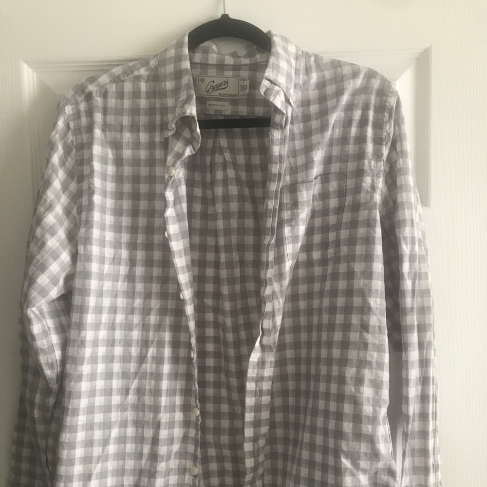 Grayers Button Down